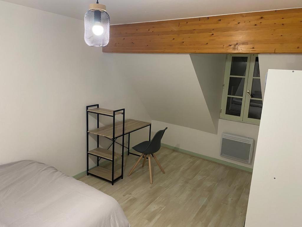 Chez Papa Hotel Tonnerre Bagian luar foto