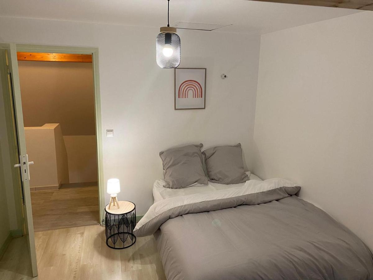 Chez Papa Hotel Tonnerre Bagian luar foto